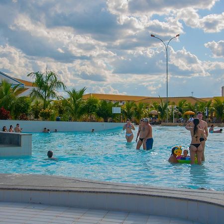 Lacqua Di Roma, Com Fogao Geladeira E Parque Aquatico 24H カルダス・ノバス エクステリア 写真